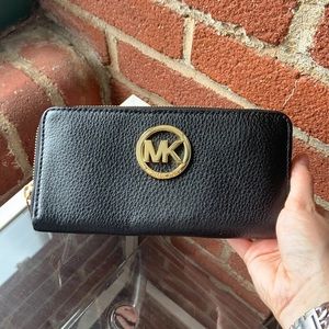 Michael Kors Wide Clutch Wallet